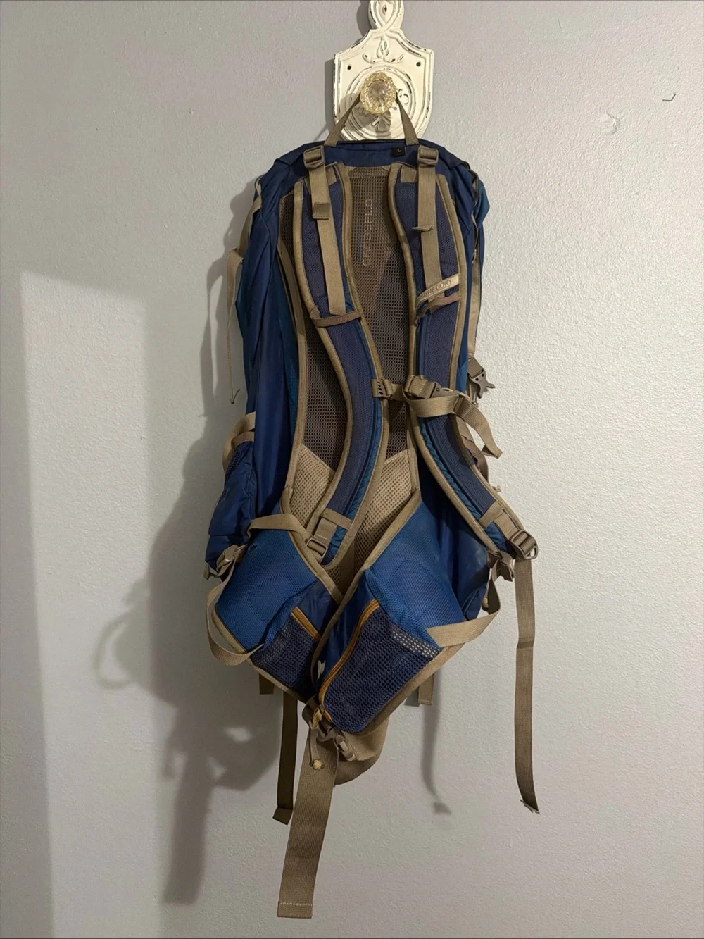 Gregory Z40 Hiking Backpack for Camping Outdoors Scouting, hiking, used